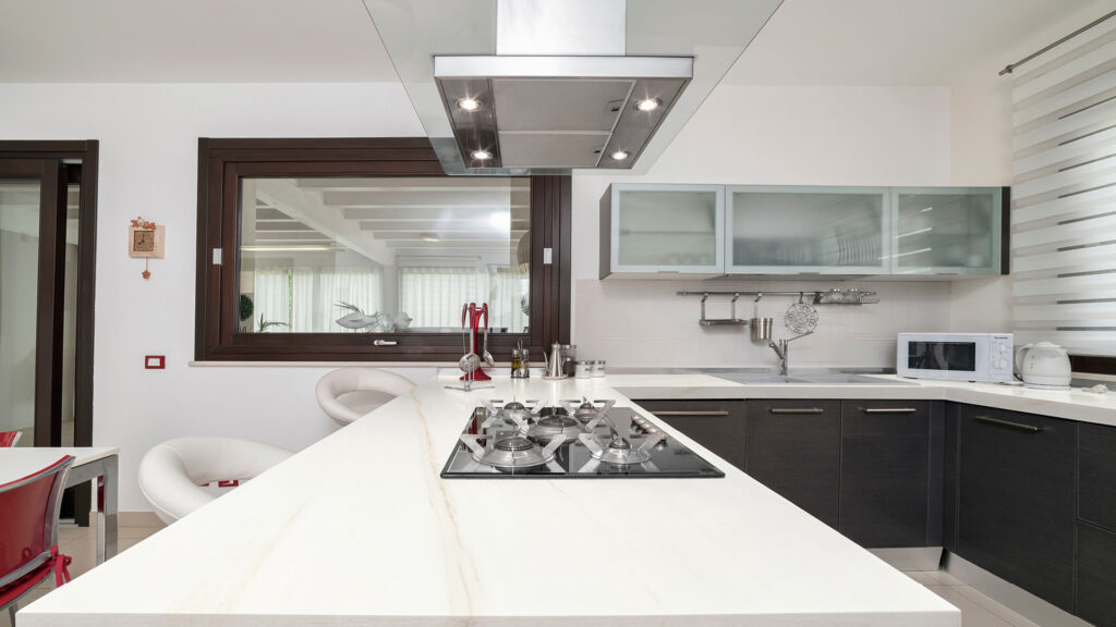 How to care for a porcelain stoneware countertop to preserve the surface